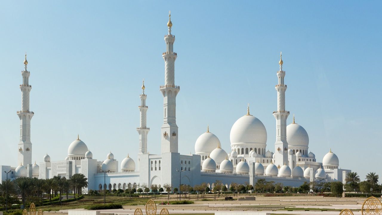 szm abu dhabi sheikh zayed grand mosque abu dhabi