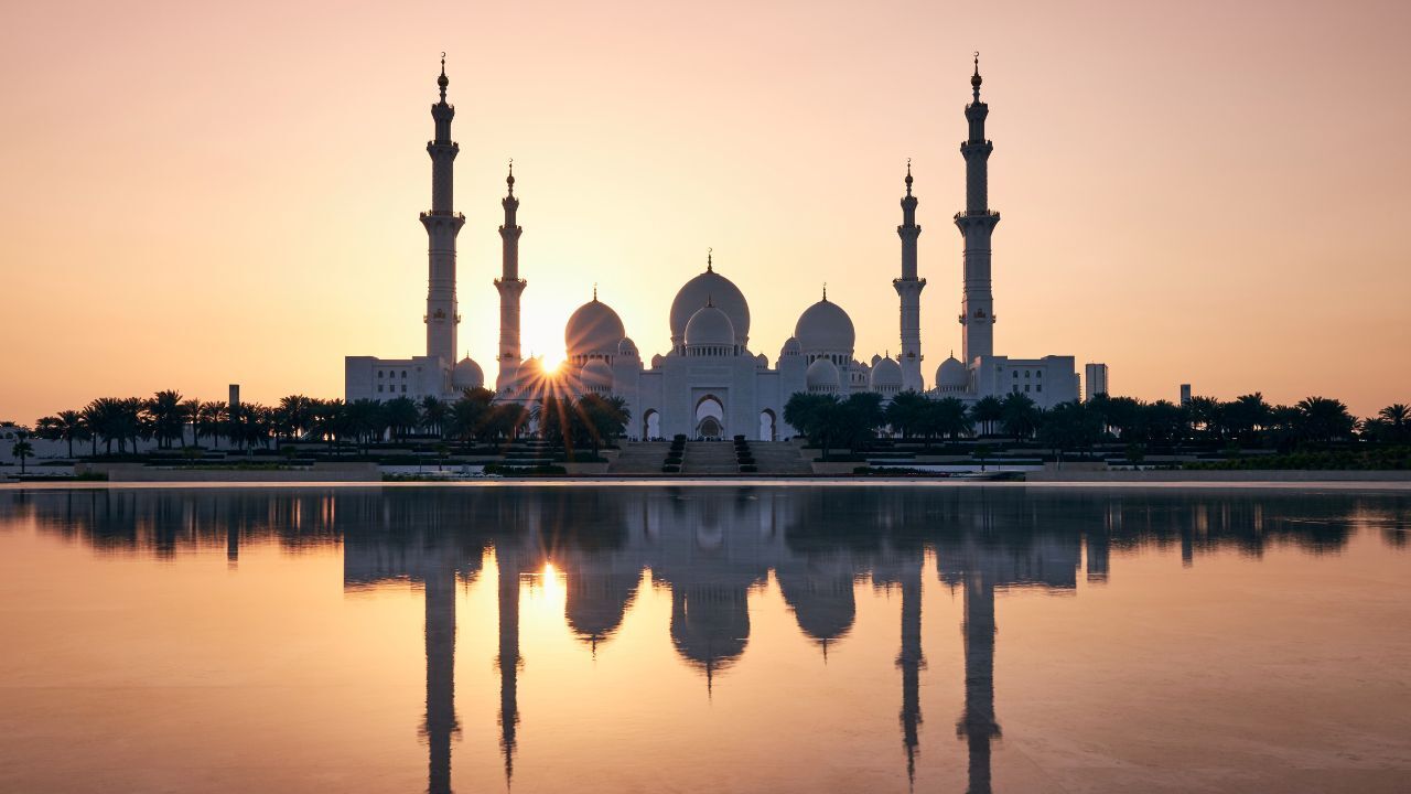 sheikh zayed grand mosque abu dhabi sunset