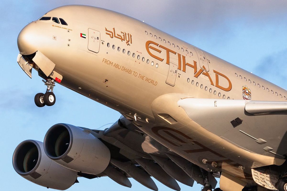 Etihad airplane