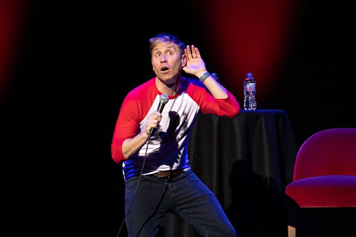 Russell-Howard-in-Dubai Russell-Howard-in-Dubai