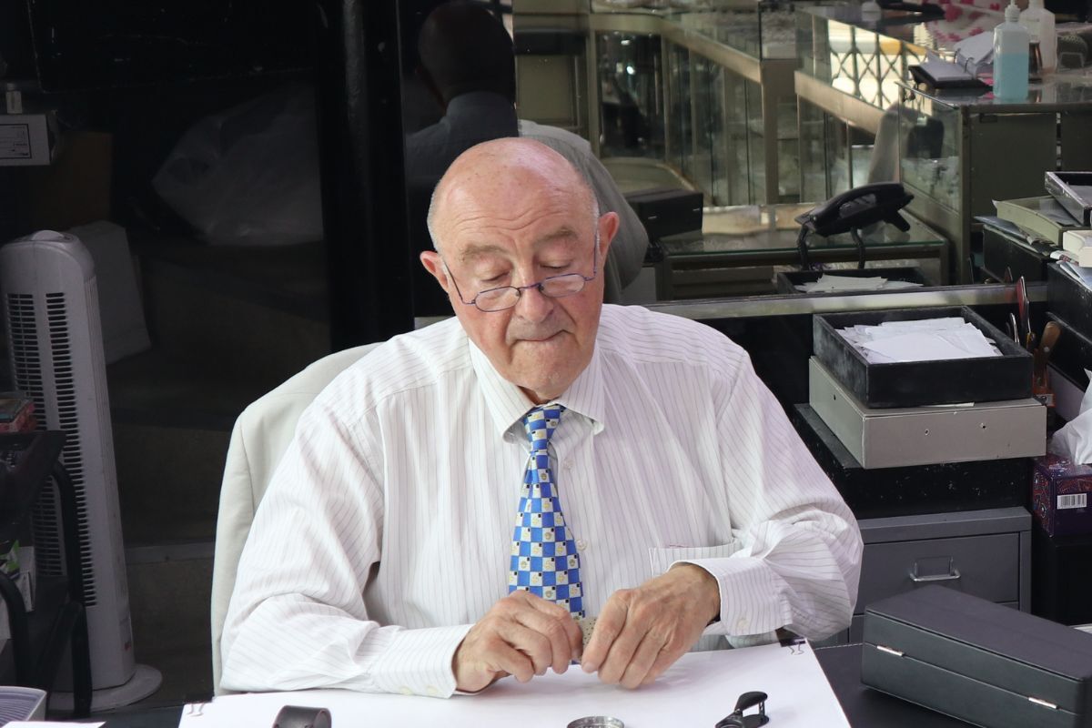 Khalifa Jewellery Abu Dhabi, Arts and Culture Yalla Abu Dhabi credit (3) walid farah for khalifa jewellery, walid farah, khalifa jewellery, khalifa jewellery abu dhabi, jewel, jewellery abu dhabi, abu dhabi jewellery, abu dhabi arts and culture, arts and culture abu dhabi, abu dhabi arts and culture 2023