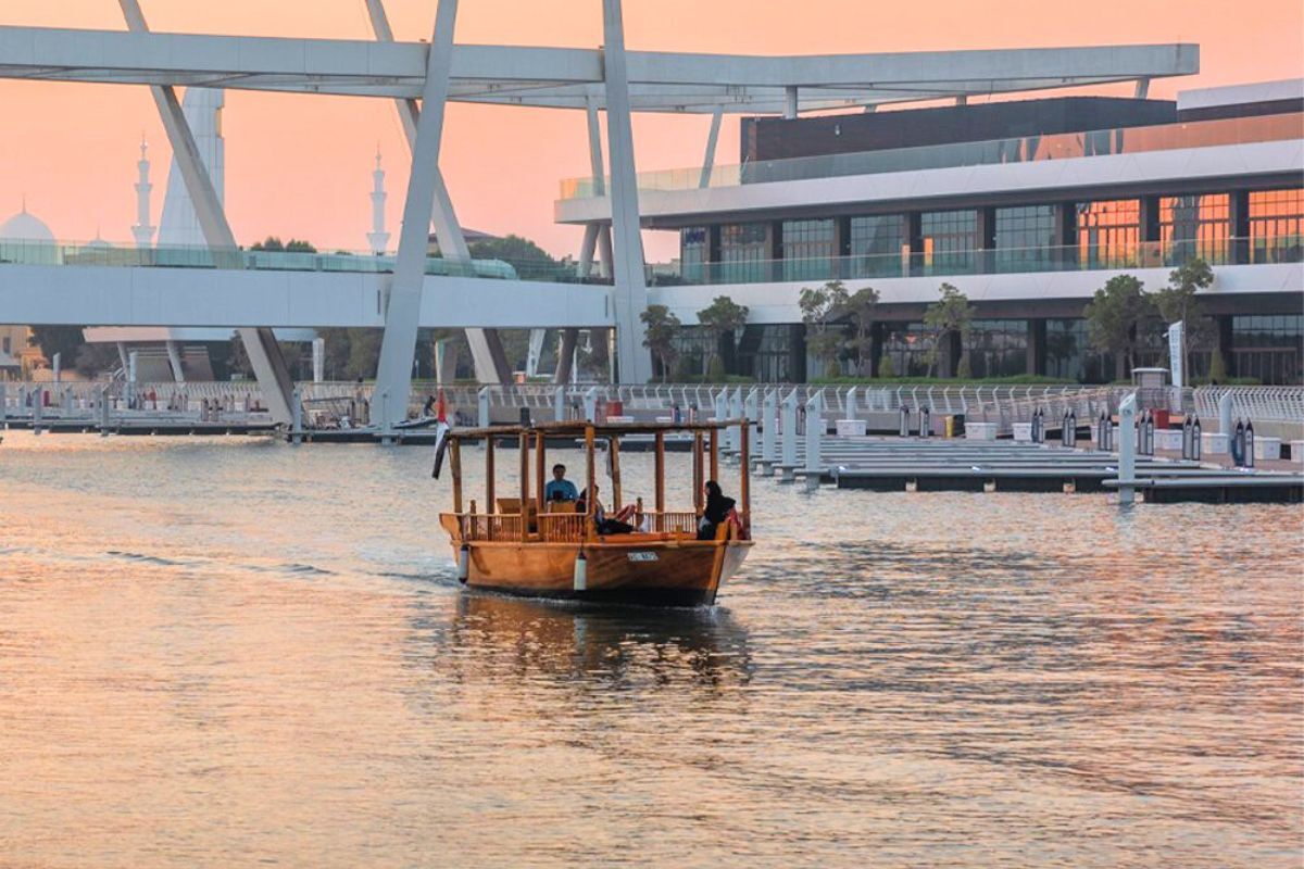 Al Qana Grand Cruise Best things to do at al qana Abu Dhabi, al qana grand cruise