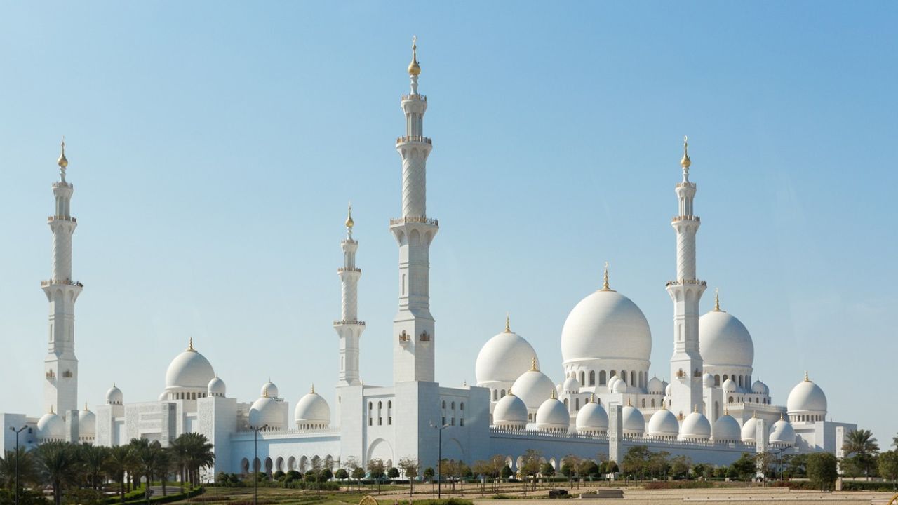 szgm abu dhabi exterior sheikh zayed grand mosque exterior