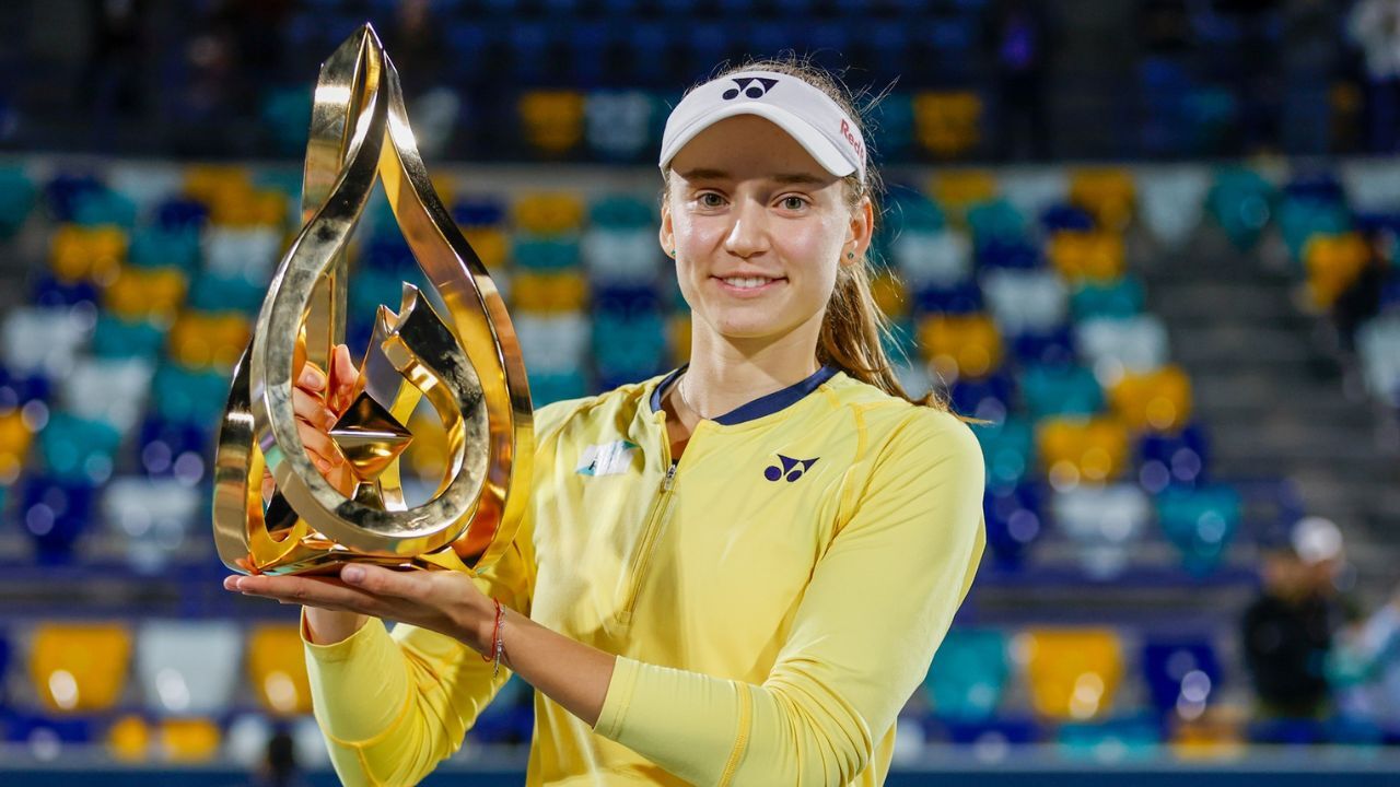 elena rybakina elena rybakina at mubadala abu dhabi open 2025