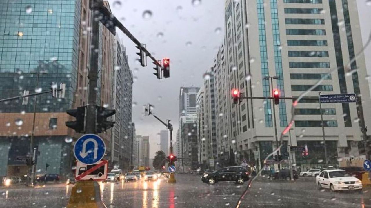 rain abu dhabi light rain abu dhabi