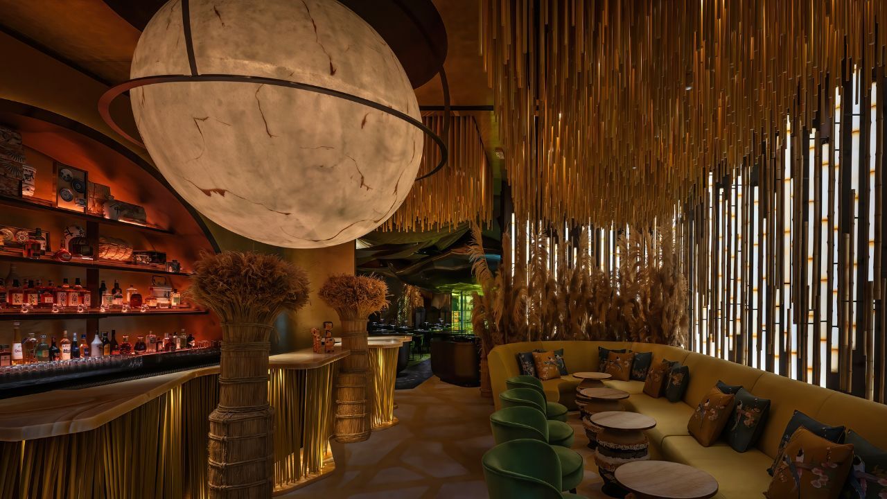 Strawfire by Ross Shonhan Emirates Palace Mandarin Orienta