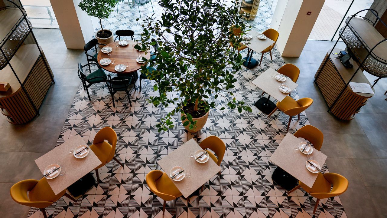 taparelle restaurant interior