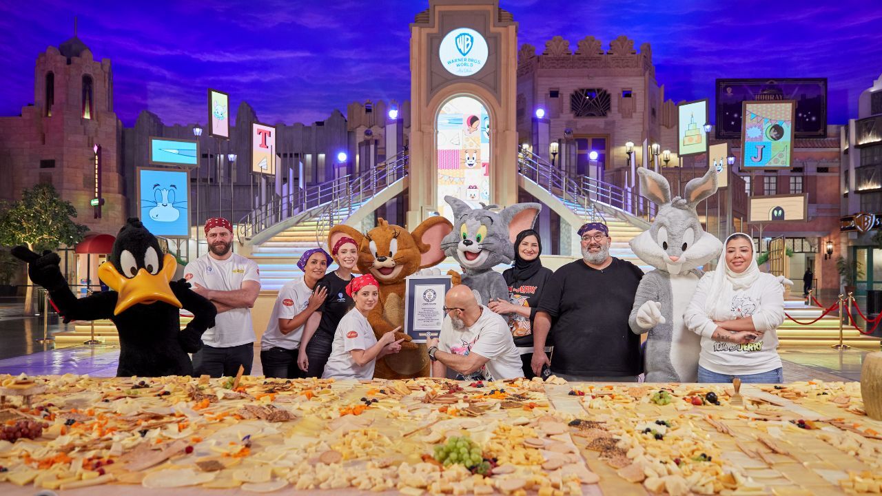 tom and jerry tom and jerry 85 years guiness book world of record cheese