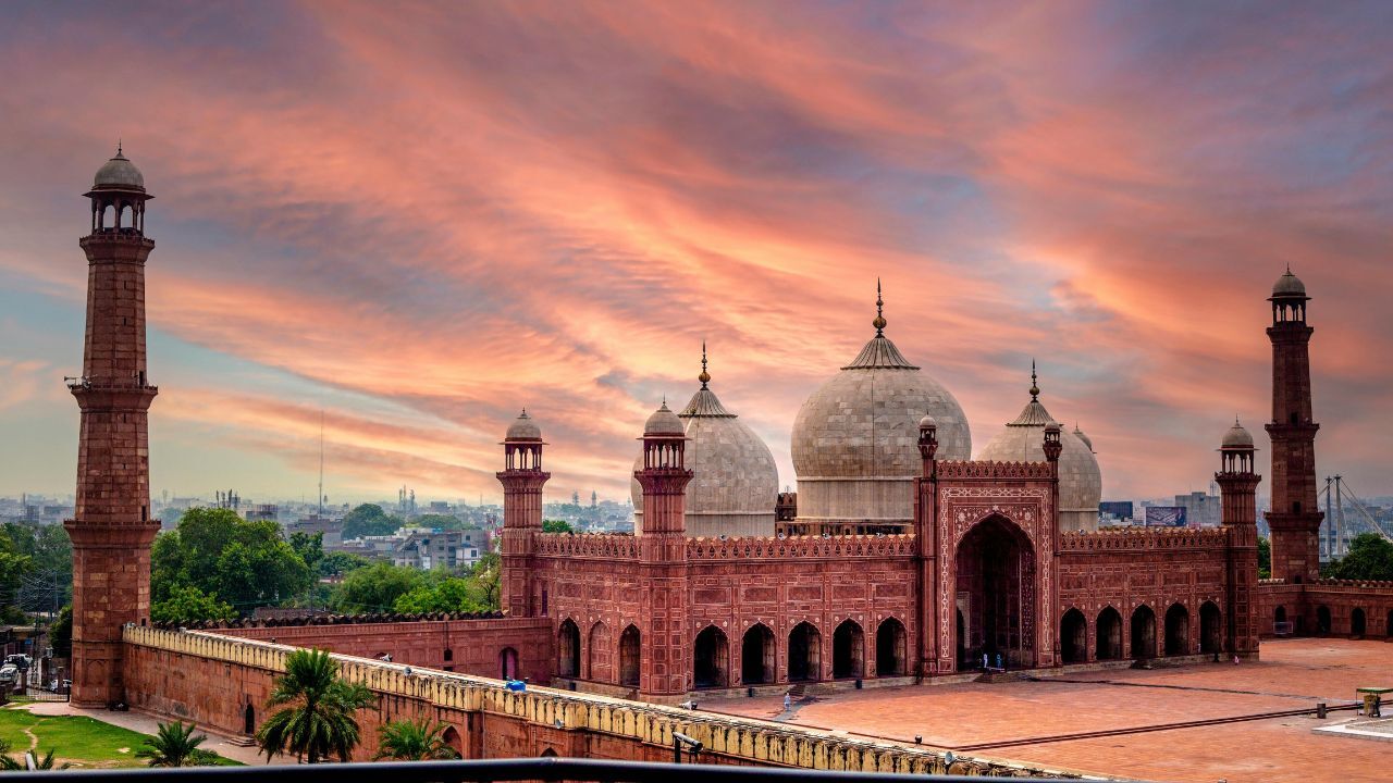 mosque in pakistan