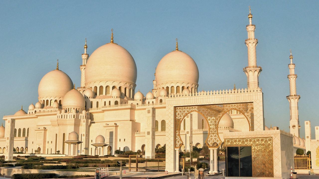 sheikh zayed grand mosque abu dhabi