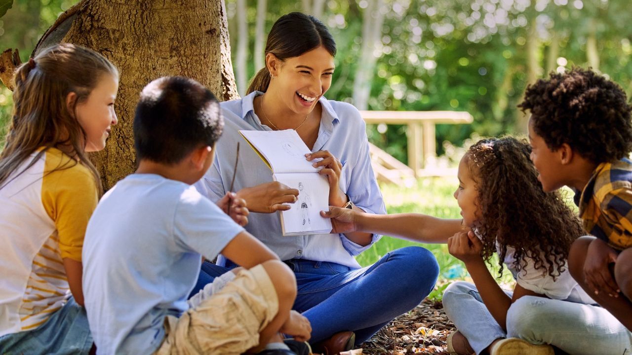 umm al emarat Umm Al Emarat Park abu dhabi, kids learning in the park