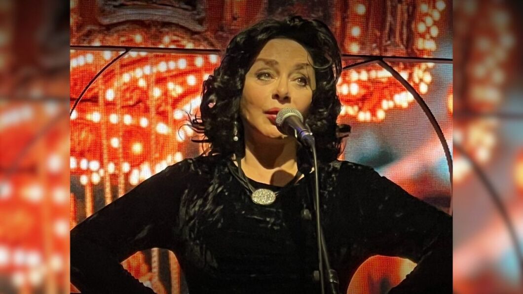 Jil Aigrot takes the stage with a tribute to Edith Piaf