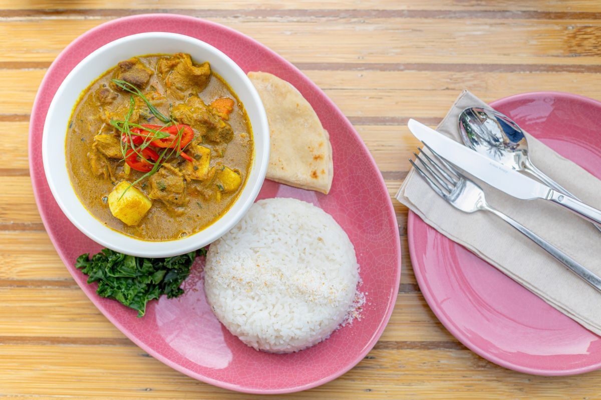 Chicke Curry at Ting Irie Abu Dhabi