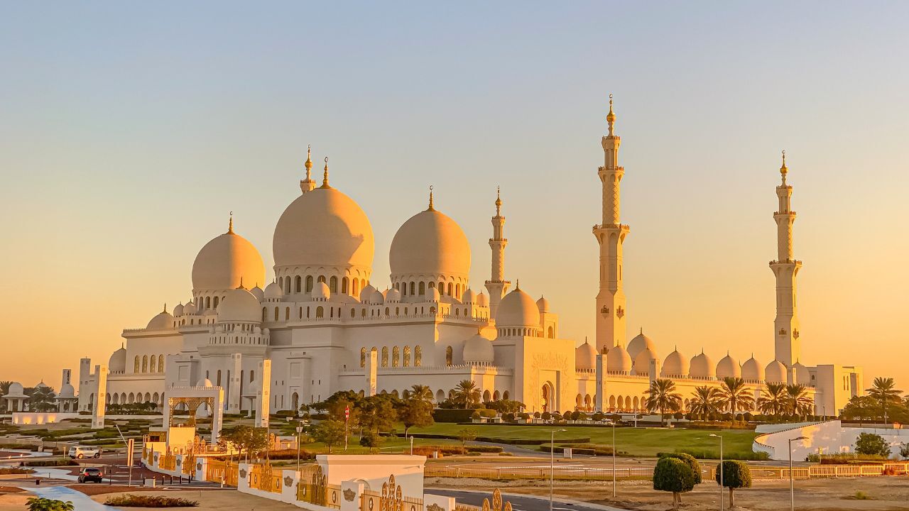 sheikh zayed mosque iftar and suhoor timings in abu dhabi sheikh zayed mosque