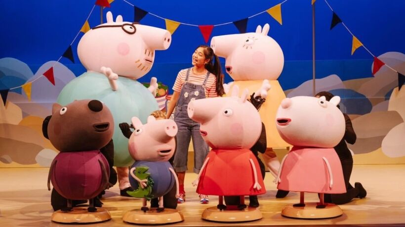 peppa pig (1) Peppa Pig is splashing her way to Yas Island